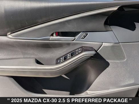 Certified 2025 MAZDA CX-30 AWD 2.5 S w/ Preferred Package image 12