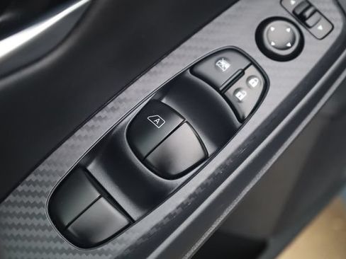 Used 2024 Nissan Sentra SV FWD image 14