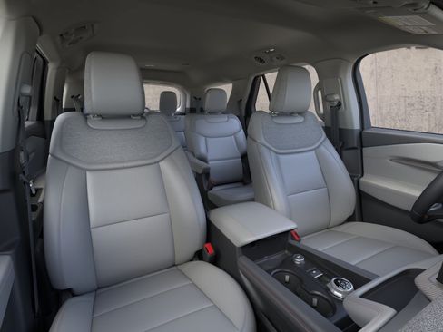 New 2026 Ford Explorer Active w/ Active Comfort Package RWD image 12