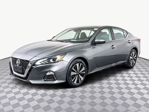 Used 2021 Nissan Altima 2.5 SV image 4