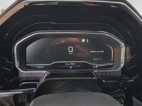 Used 2022 GMC Sierra 1500 SLT w/ SLT Premium Plus Package image 19