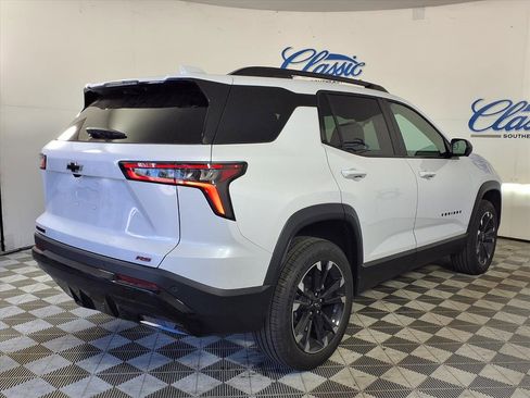 New 2026 Chevrolet Equinox RS image 25