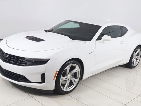 Used 2021 Chevrolet Camaro LT RWD image 21