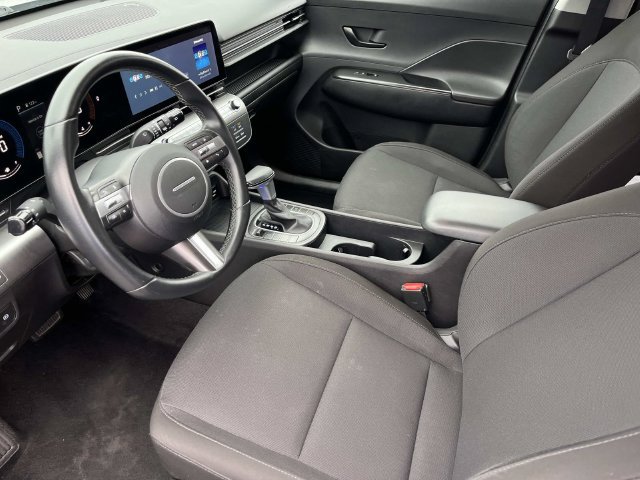 Used 2025 Hyundai Kona SEL AWD/4WD image 23