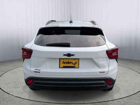 Used 2025 Chevrolet Trax RS w/ Driver Confidence Package FWD image 5