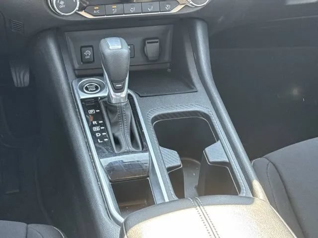 Certified 2025 Nissan Sentra SV FWD image 17