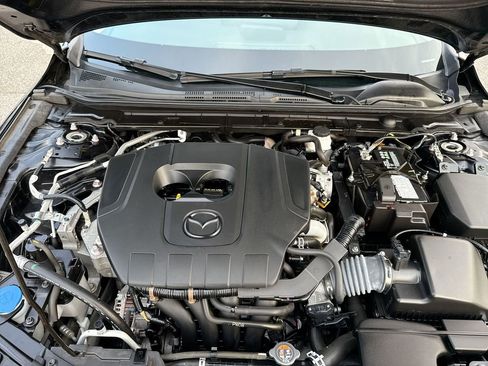 Used 2024 MAZDA MAZDA3 s image 18