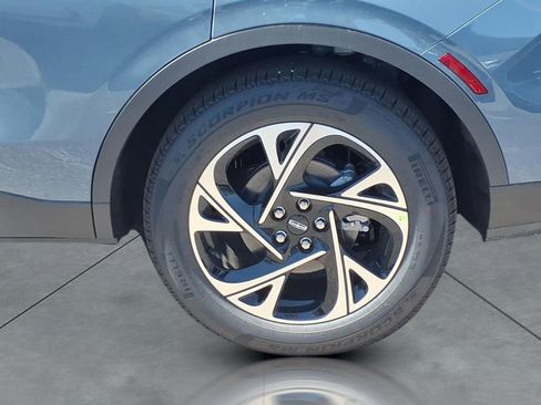 New 2026 Lincoln Nautilus Premier w/ Equipment Group 102A AWD/4WD image 4