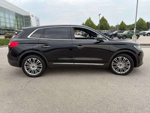 Used 2017 Lincoln MKX Reserve AWD/4WD image 8