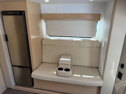 Used 2019 Mercedes-Benz Sprinter 170 image 55