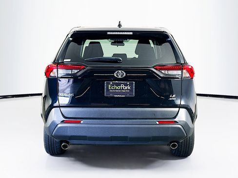Used 2024 Toyota RAV4 LE image 7