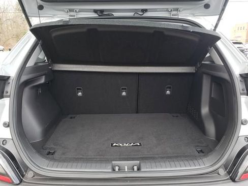 Used 2023 Hyundai Kona SE w/ Cargo Package AWD/4WD image 5