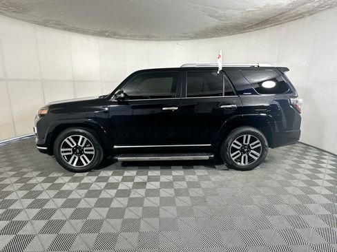 Used 2023 Toyota 4Runner Limited RWD image 6
