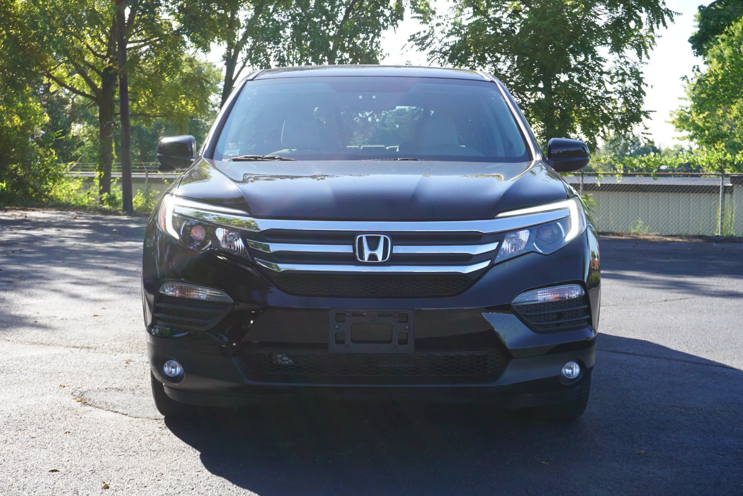 Used 2016 Honda Pilot EX image 2