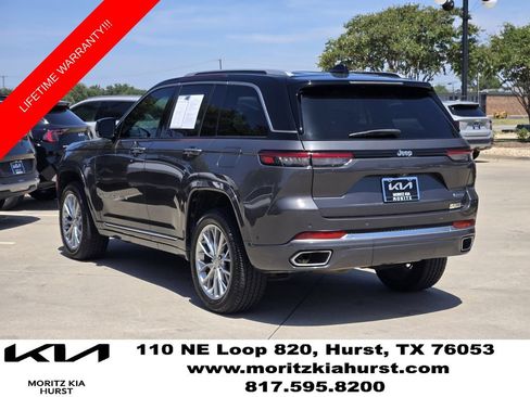 Used 2023 Jeep Grand Cherokee Summit w/ Luxury Tech Group V RWD image 3