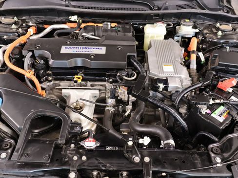 Used 2017 Honda Accord Touring image 21