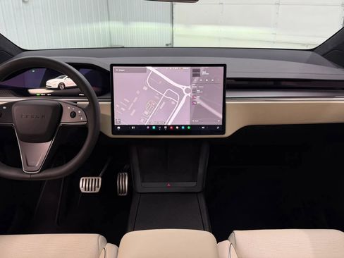 Used 2024 Tesla Model X Plaid AWD/4WD image 13