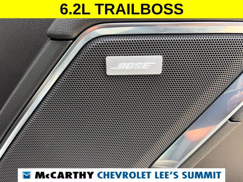Used 2023 Chevrolet Silverado 1500 LT Trail Boss w/ Convenience Package II AWD/4WD image 27