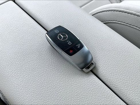 Certified 2024 Mercedes-Benz GLE 350 4MATIC image 38