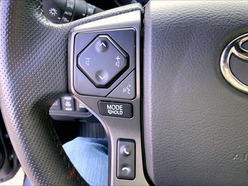 Used 2022 Toyota Tacoma TRD Sport w/ TRD Premium Sport Package AWD/4WD image 22