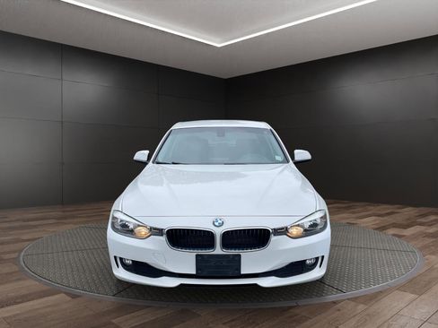 Used 2014 BMW 320i xDrive Sedan AWD/4WD image 3