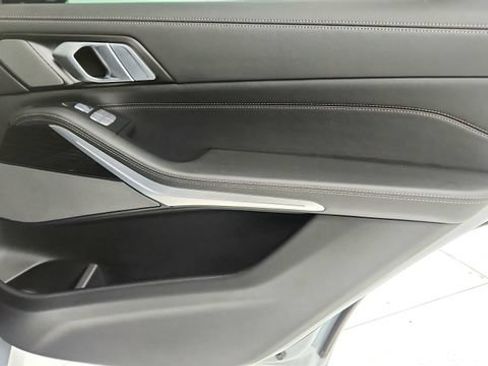 Used 2025 BMW X7 xDrive40i w/ Executive Package AWD/4WD image 45