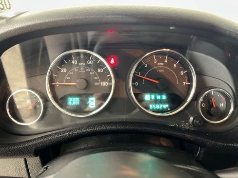 Used 2017 Jeep Wrangler Unlimited Sport w/ Connectivity Group image 16