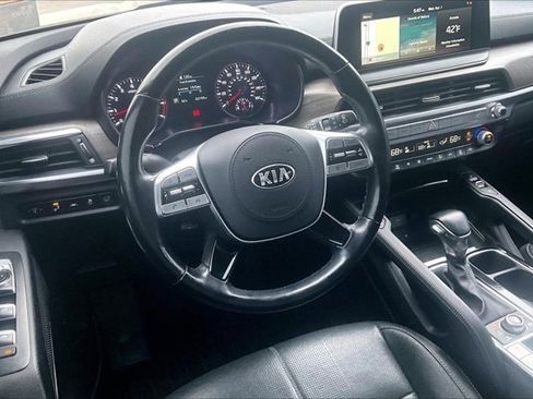 Used 2021 Kia Telluride EX w/ EX Premium Package image 17
