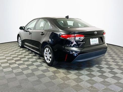 Certified 2023 Toyota Corolla LE image 6