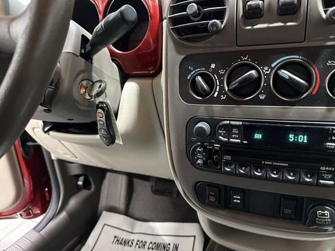 Used 2005 Chrysler PT Cruiser GT FWD image 17