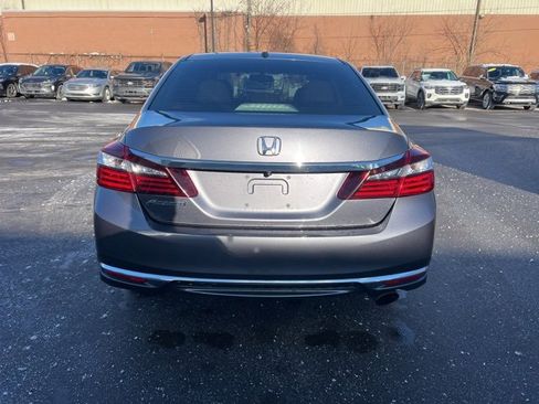 Used 2016 Honda Accord EX-L image 6