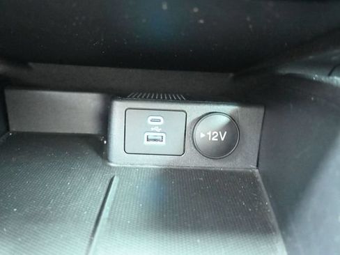 Used 2022 Ford Escape SE w/ SE Sport Appearance Package FWD image 13