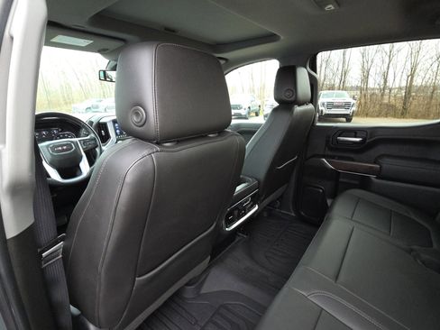 Used 2019 GMC Sierra 1500 SLT w/ SLT Premium Plus Package image 31