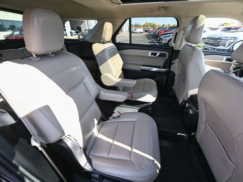 Certified 2023 Ford Explorer XLT w/ Equipment Group 202A image 30