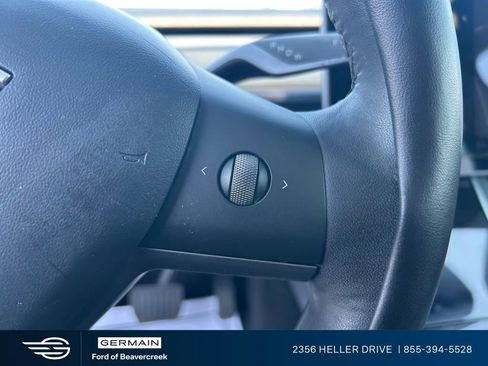 Used 2021 Tesla Model Y Long Range AWD/4WD image 24