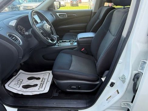 Used 2018 Nissan Pathfinder SV w/ SV Tech Package AWD/4WD image 25
