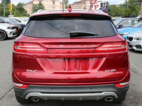 Used 2017 Lincoln MKC Select w/ Lincoln MKC Climate Package FWD image 6