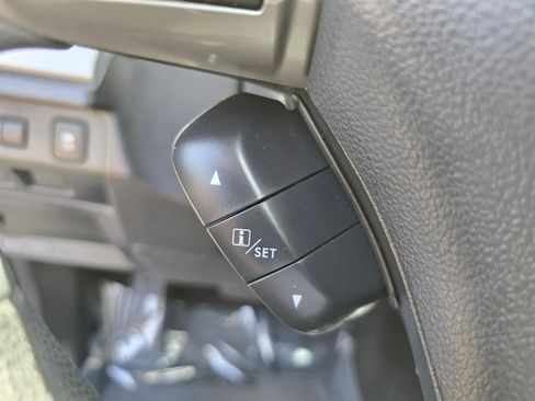 Used 2015 Subaru Forester 2.5i Premium AWD/4WD image 6