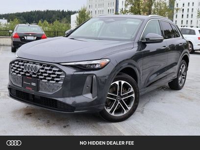 Used 2025 Audi Q5 Premium w/ Convenience Package