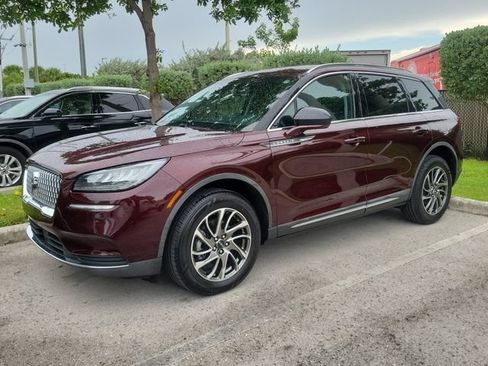 Certified 2021 Lincoln Corsair FWD image 3