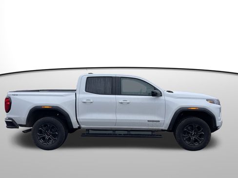Used 2025 GMC Canyon Elevation w/ Convenience Package image 3