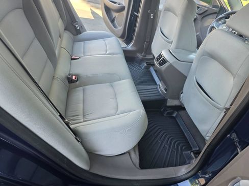 Used 2019 Chevrolet Malibu LT FWD image 23