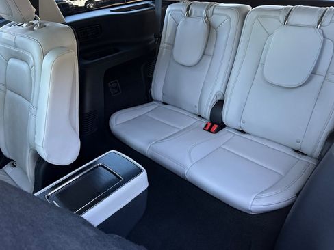 Used 2025 Lincoln Aviator Reserve w/ Illumination Package image 14
