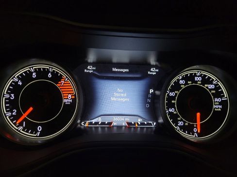 Used 2022 Jeep Cherokee Limited AWD/4WD image 23