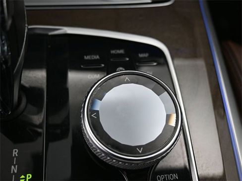 Used 2019 BMW X5 xDrive50i w/ Executive Package image 15