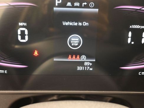 Used 2024 Kia Sportage EX FWD image 12