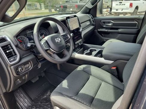 New 2026 RAM 1500 4x4 Crew Cab image 13