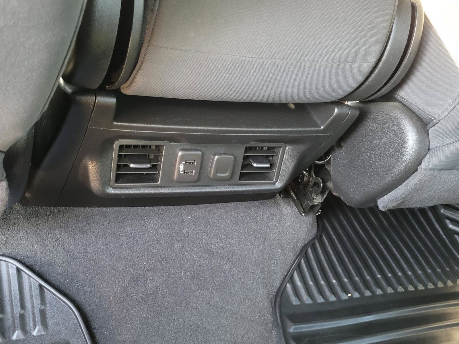 Used 2020 Chevrolet Silverado 1500 LT w/ Texas Edition AWD/4WD image 18