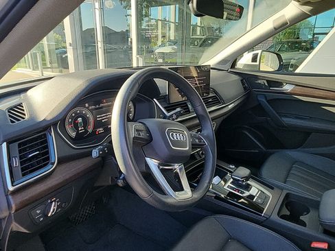 Used 2023 Audi Q5 2.0T Premium Plus w/ Premium Plus Package AWD/4WD image 6