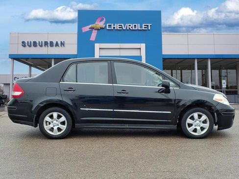 Used 2007 Nissan Versa SL w/ Convenience Pkg image 4